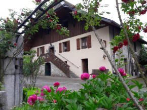 Hotels in Sainte-Hélène-Sur-Isère